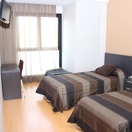 Hotel Ciutat D'Amposta Oda fotoğraf