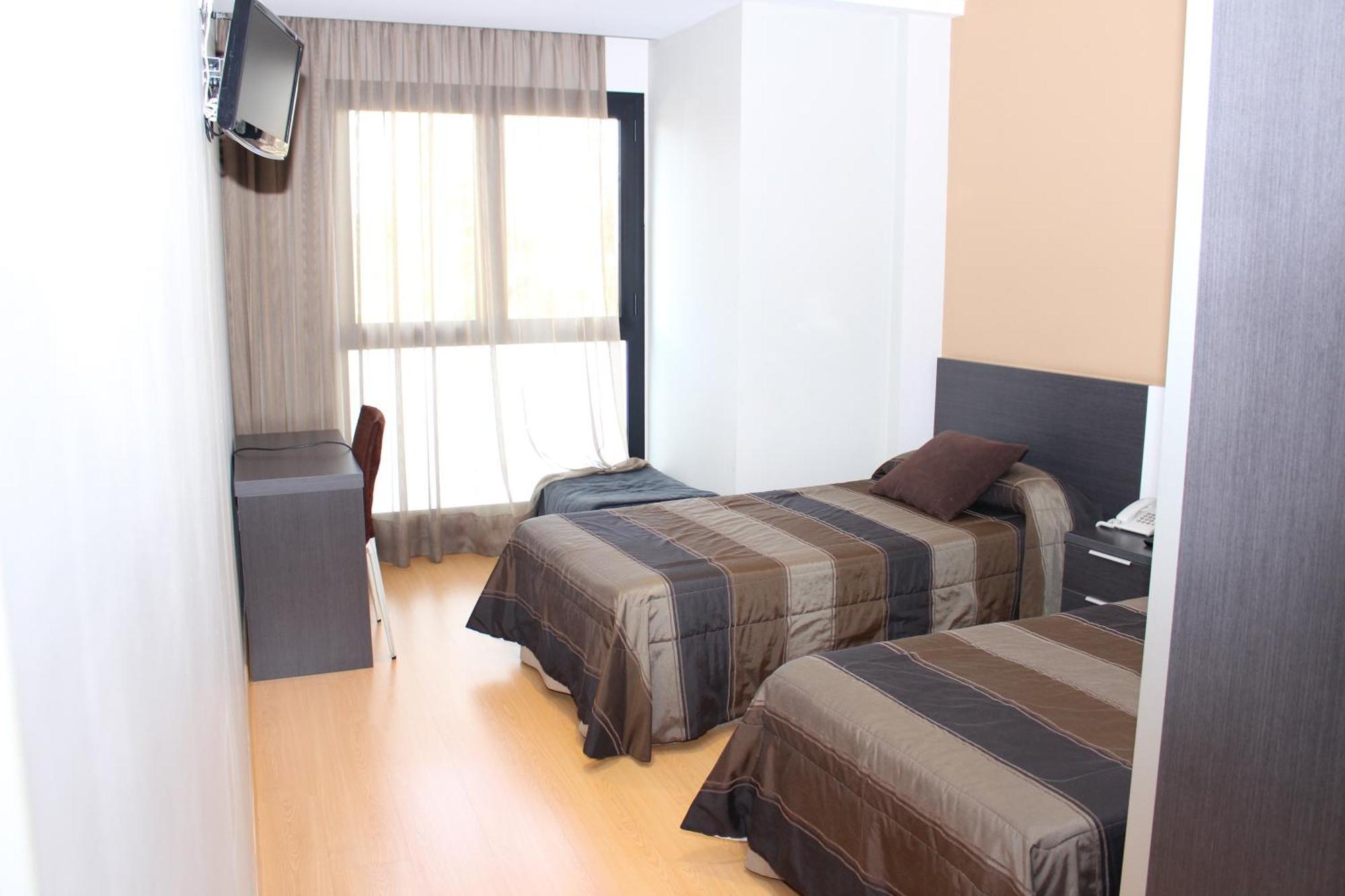 Hotel Ciutat D'Amposta Oda fotoğraf