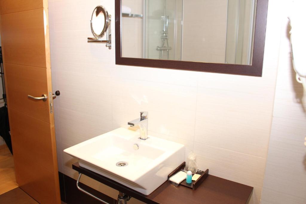 Hotel Ciutat D'Amposta Dış mekan fotoğraf