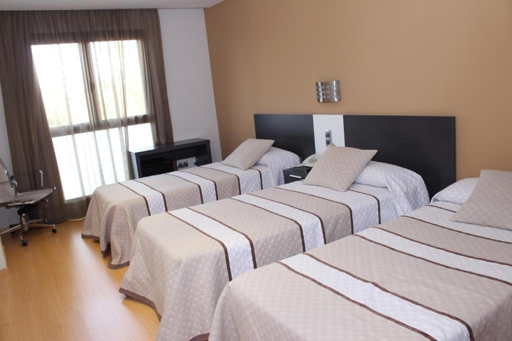 Hotel Ciutat D'Amposta Dış mekan fotoğraf